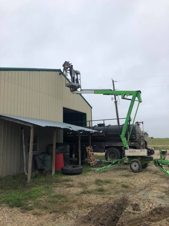 commercial electrician